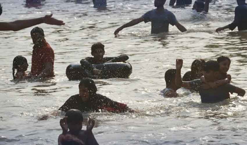 Punjab Bans Bathing in Rivers, Canals, and Dams During Eid ul Adha