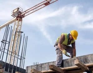 UAE Sets New Summer Work Restrictions to Protect Workers