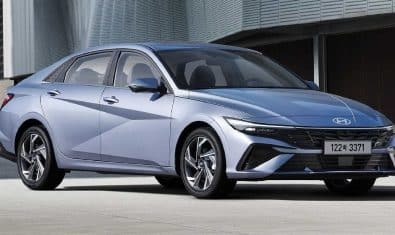 hyundai elentra 7th generation spotted in Pakistan