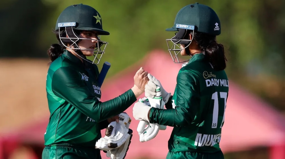 Gul and Muneeba - Women Cricketers