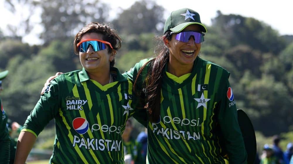 Nida and Aliya (1) - Women Cricketers