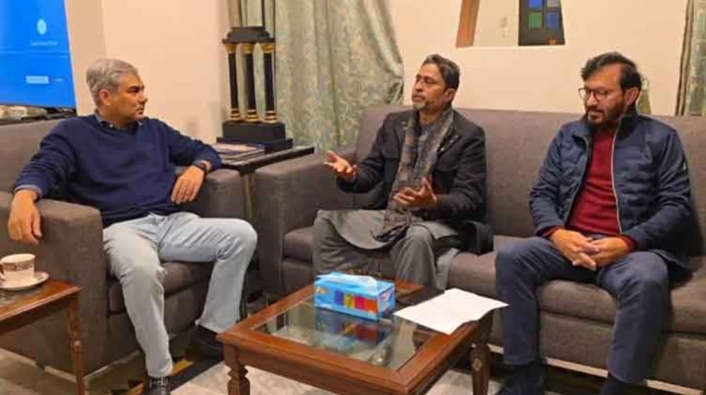 Hockey Legends Meet PCB Chairman to Discuss Revival of National Sport