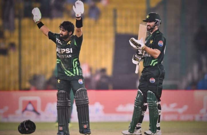 Pakistan Record ODI Run-Chase