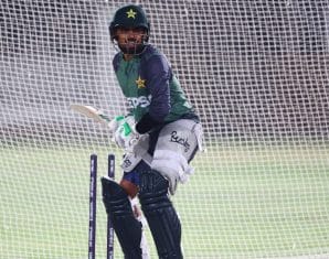 Rashid Latif has advised Babar Azam to move back to no3