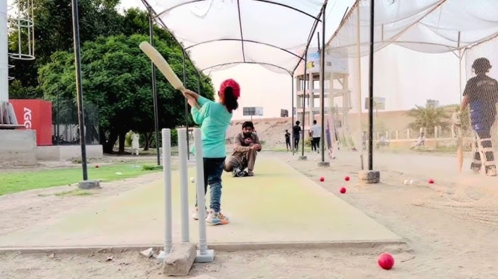 Sonia Khan,a 6 year old Pakistani Girls has gone viral after her recent video