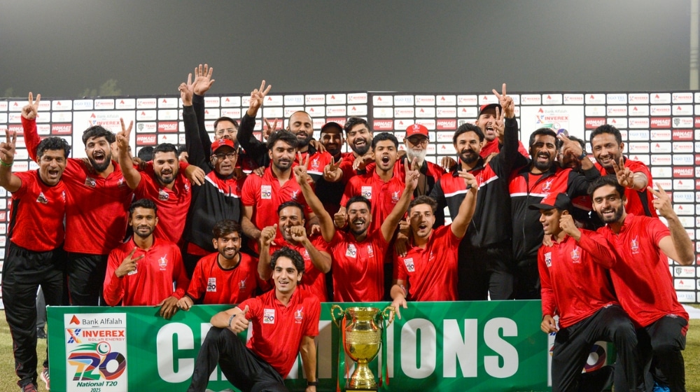 Lahore Blues with the National T20 Cup trophy