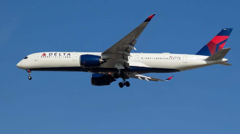 delta flight american airline