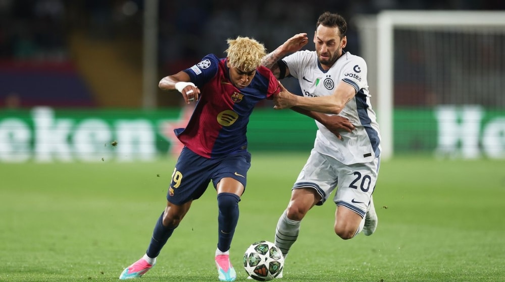 Inter Milan and Barcelona during their Champions League first leg fixture