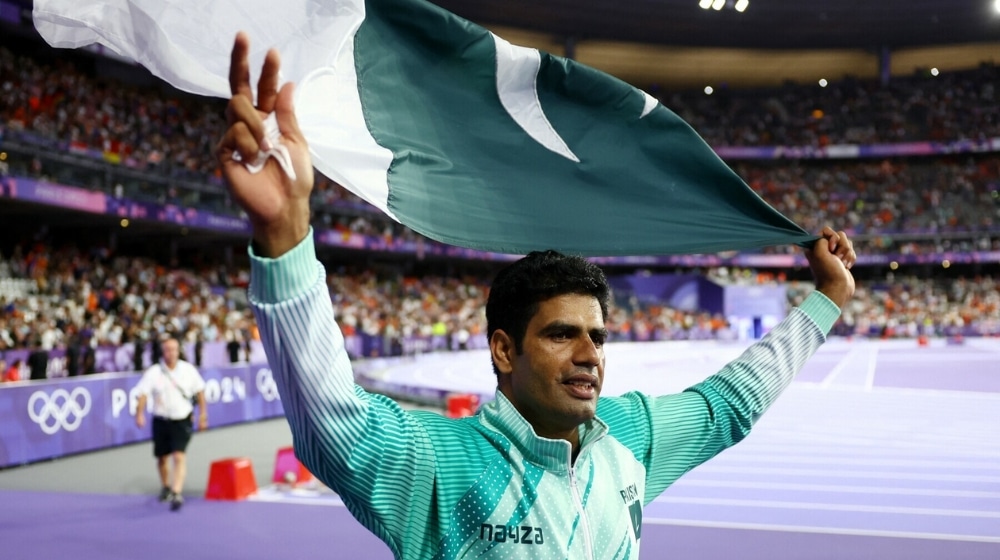 Arshad Nadeem celebrates his victory