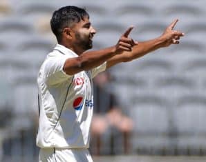 Khurram Shazad will play for Worcestershire this season