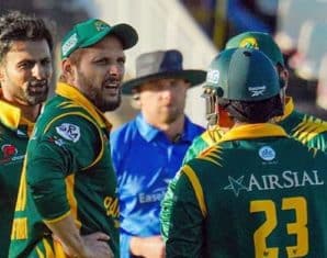 Pakistan Champions produced a commanding all-round performance to beat South Africa Champions by 31 runs in Leicester, making a strong statement in the ongoing World Championship of Legends. Powered by a composed half-century from Umar Amin and sharp spells from their veteran bowlers, Pakistan posted 198 for 5 and successfully defended the target with control and confidence. Amin, named Player of the Match, led the way with 58 off 42 balls — a knock filled with well-timed strokes and crucial partnerships. He anchored the middle overs after early wickets fell, ensuring the innings maintained momentum. His effort was well supported by Shoaib Malik, who remained unbeaten on 46 off 34 deliveries, and Asif Ali, who smashed a quickfire 23 from just 11 balls. Pakistan lost Sharjeel Khan and Kamran Akmal early, but the middle order steadied the ship. Asif's cameo, which included two sixes and two fours, added late fireworks to take the total near 200. South Africa's bowlers struggled to contain the flow of runs. Duanne Olivier was the standout, finishing with 2 for 19 in three overs, while Jean-Paul Duminy and Wayne Parnell picked up a wicket each. Chris Morris and JJ Smuts, however, came under heavy fire, conceding 35 and 27 runs respectively in their brief spells. Chasing 199 for victory, South Africa Champions faltered early, losing three wickets inside eight overs. Hashim Amla, Henry Davids, and Sarel Erwee were dismissed cheaply, while pressure mounted as the required rate climbed. Despite a valiant effort from Morne van Wyk — who blasted an unbeaten 44 off 20 balls with five boundaries and two sixes — the rest of the batting lineup couldn’t mount a serious challenge. Parnell's 21 off 9 added a late spark, but it came too late in the chase. Pakistan’s bowling unit shared the wickets, with Mohammad Hafeez and Sohail Tanvir each picking up two. Hafeez, also leading the side, bowled a tidy spell, conceding just 21 in his four overs and removing both Rudolph and Erwee. Sohail Khan, Wahab Riaz, Shoaib Malik, Imad Wasim, and Rumman Raees also chipped in with a wicket apiece. The win reinforces Pakistan Champions’ strength in the Legends tournament, combining solid top-order batting with experienced bowling options. The result leaves South Africa Champions needing to regroup quickly if they hope to bounce back in the competition. As the tournament moves forward, Pakistan’s experienced lineup — full of match-winners — will be a force to reckon with.