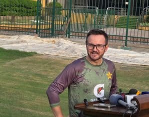 Mike Hesson talks to media ahead of Pakistan's tour to Bangladesh