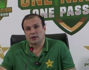 Abdullah Khurram Niazi, Director Domestic Cricket explaining about PCB app