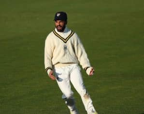 Zafar Gohar during a county Championship game