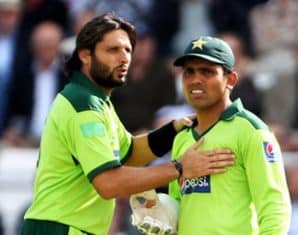 Kamran Akmal and Shahid Afridi during their playing days