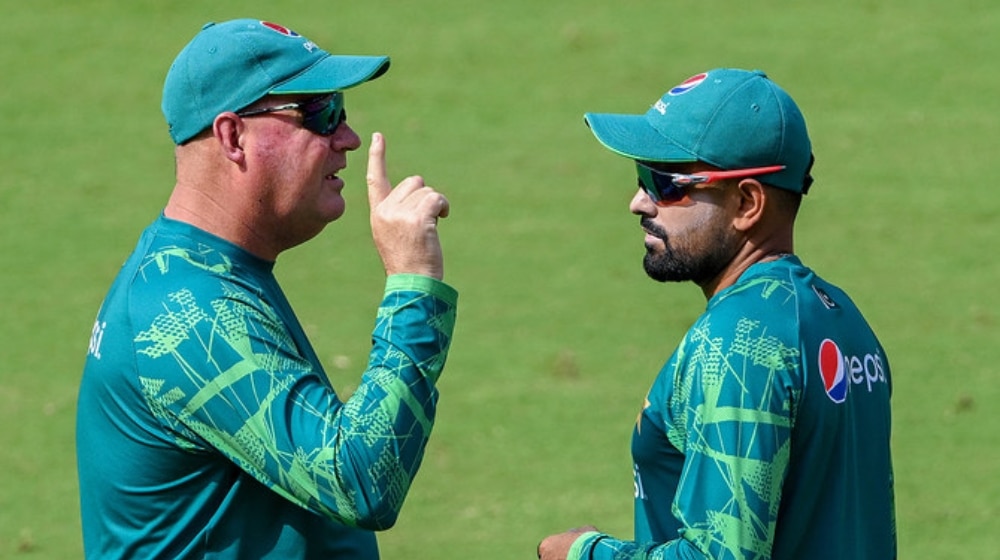 Mickey Arthur and Babar Azam during his tenure with Pakistan
