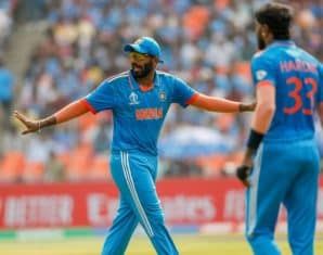Hardik Pandya and Bumrah during a game