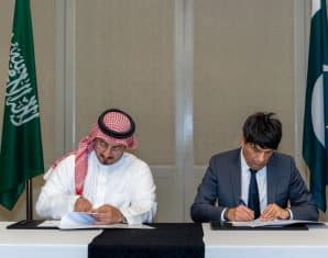 Pakistan and Saudi Arabia have signed a pact to promote football
