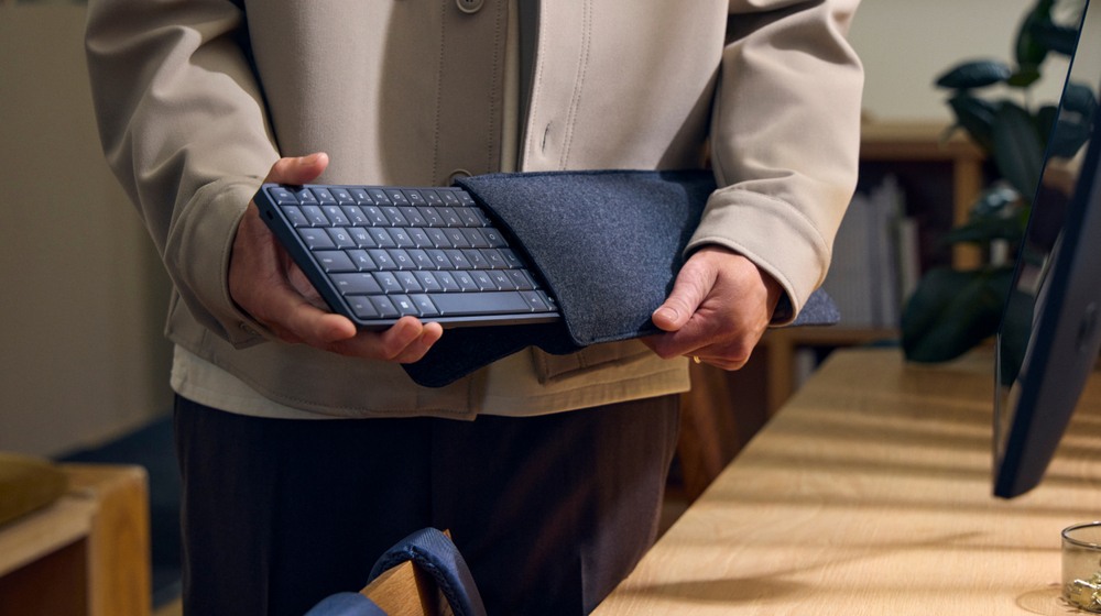 HP Unveils a Full Windows AI PC Built Into a Keyboard