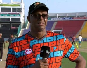 Courtney Walsh RawalPindiz Shaheen Afridi PSL 11 Lahore Qalandars