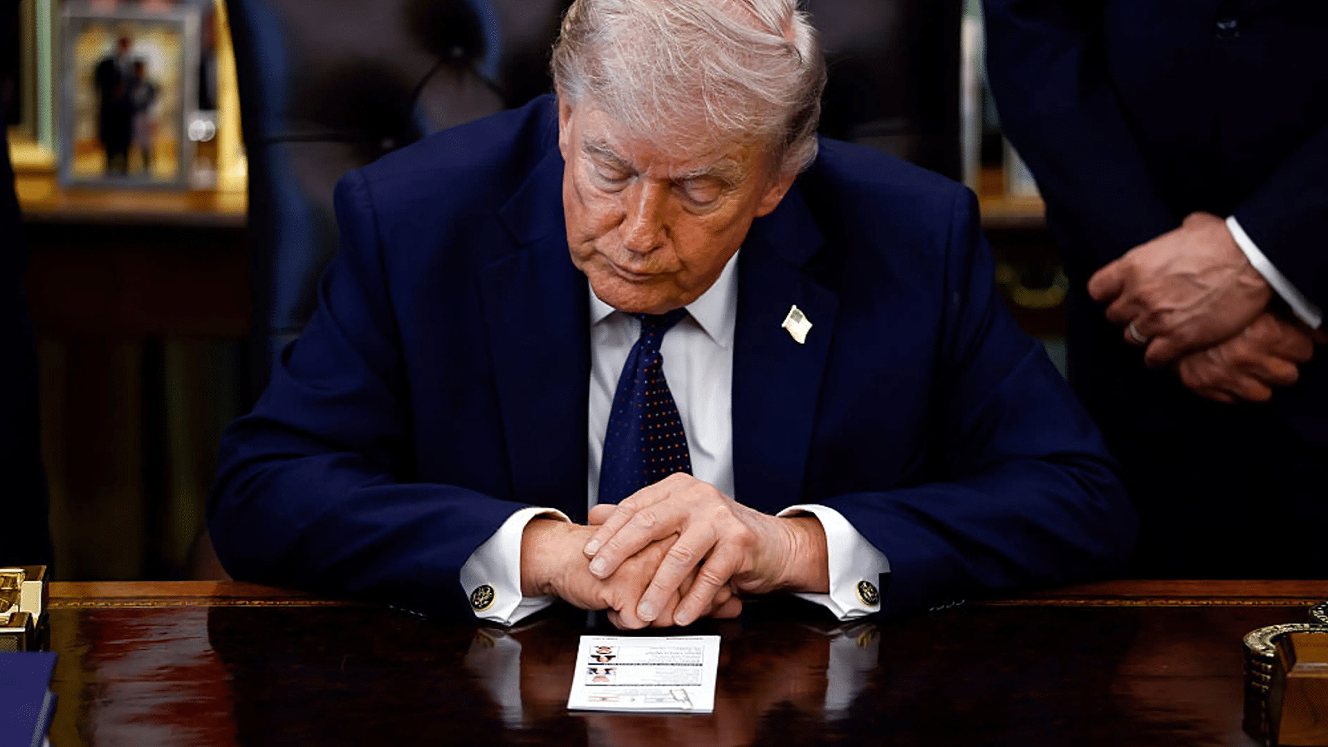 us-to-pay-iran-300-billion-in-war-damages-if-trump-approves-2-month-truce