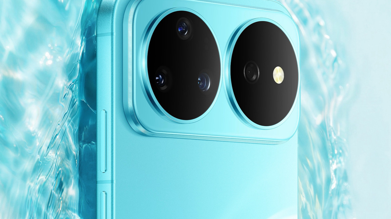 Huawei Nova 16 Ultra featured image showing its unique camera architecture