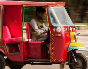 Lahore Traffic Police Launches New Facility for Rickshaw Drivers
