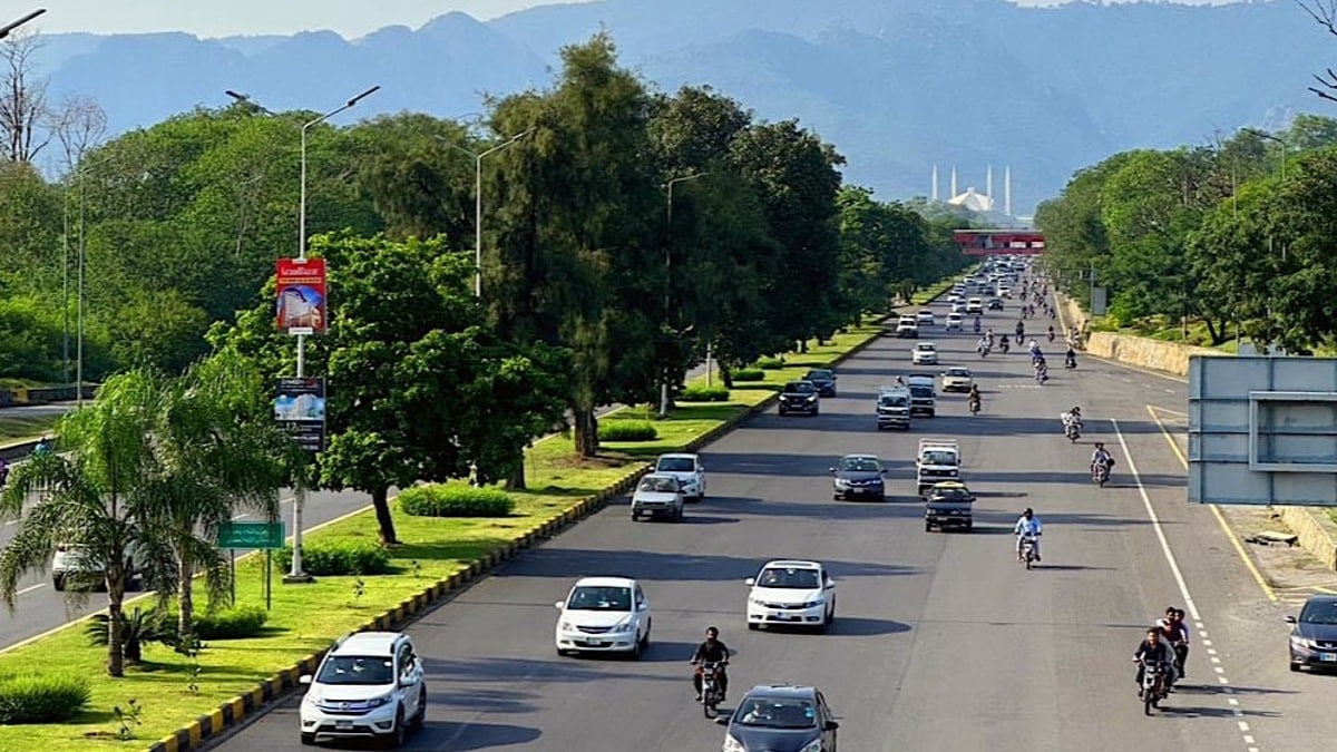 Major Progress Made on Rs. 10 Billion Road Project in Islamabad