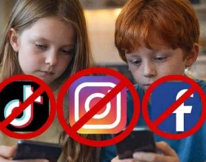 UAE Bans Social Media For Children Under 15
