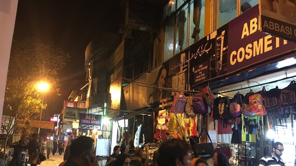 Islamabad business hours enforcement at Aabpara Market